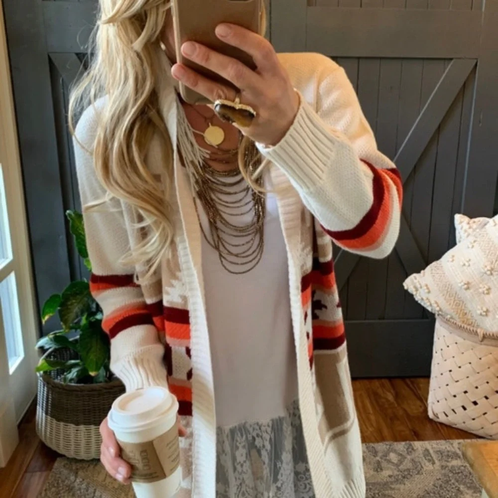 New Aztec Tribal Print Western Long Cardigan Sweater Beth Dutton Yellowstone - Picture 4 of 9
